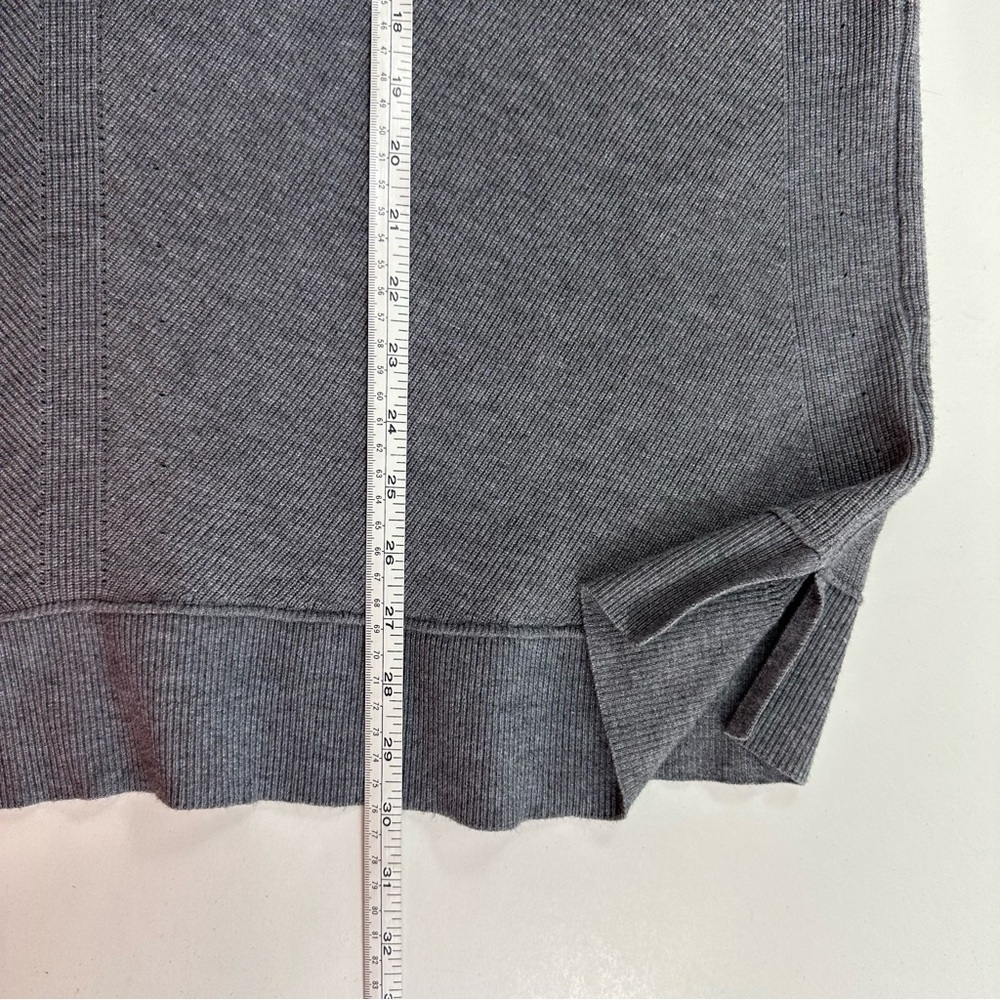 NWOT Vila Milano Gray Hooded Sweater Women’s Plus 3XL V Neck Long Sleeve - Picture 6 of 8